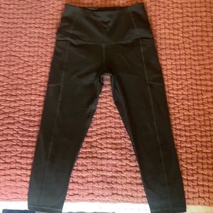 Victoria’s Secret 7/8 Knock Out Leggings